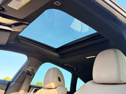 Used 2023 BMW i4 eDrive40 RWD image 12