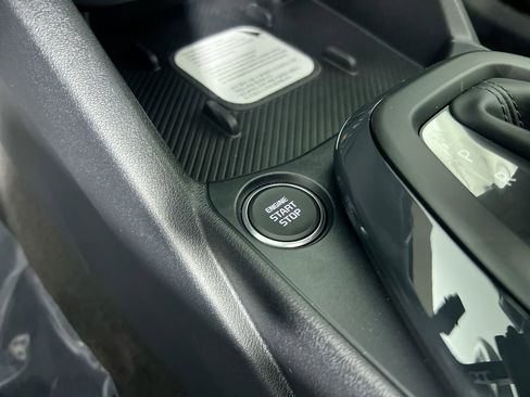 New 2025 Kia K4 EX image 22