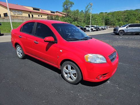Used 2008 Chevrolet Aveo LT FWD image 5