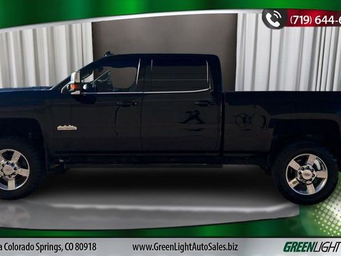 Used 2015 Chevrolet Silverado 2500 High Country w/ Duramax Plus Package image 2