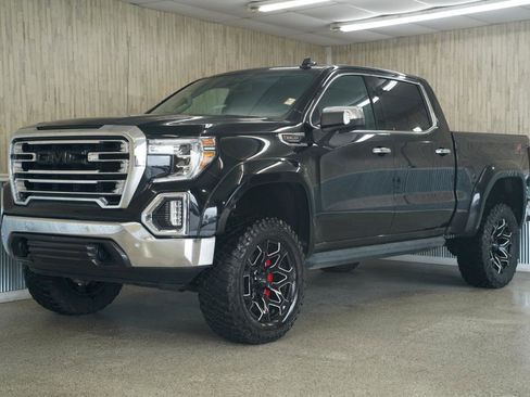 Used 2020 GMC Sierra 1500 SLT w/ SLT Premium Plus Package AWD/4WD image 4