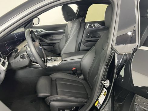 Used 2025 BMW i4 eDrive40 image 23