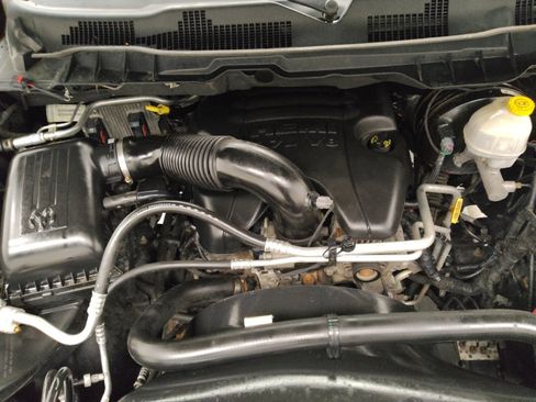 Used 2013 RAM 1500 Express AWD/4WD image 30
