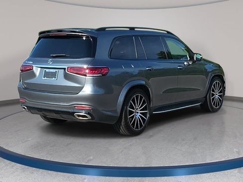 Used 2023 Mercedes-Benz GLS 580 4MATIC image 5