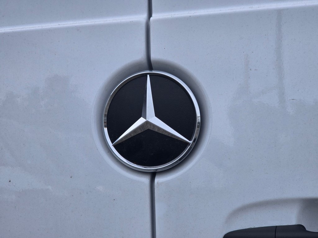 New 2026 Mercedes-Benz Sprinter 2500 image 15