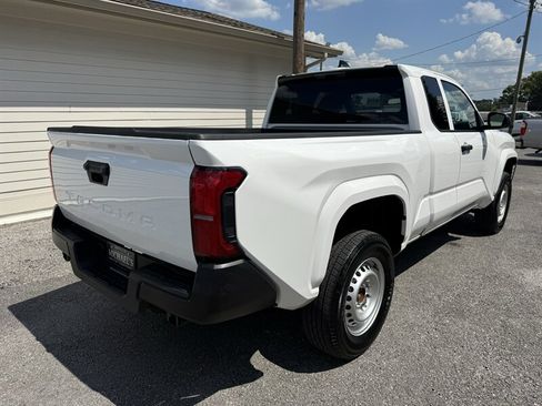 Used 2025 Toyota Tacoma SR RWD image 21