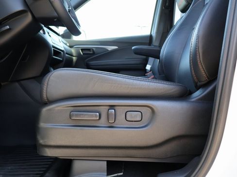 Used 2023 Honda Passport TrailSport image 32