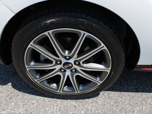 Used 2019 Kia Soul ! w/ Technology Package FWD image 10