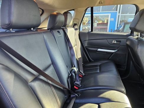 Used 2013 Ford Edge Limited w/ Class II Trailer Tow Pkg image 16
