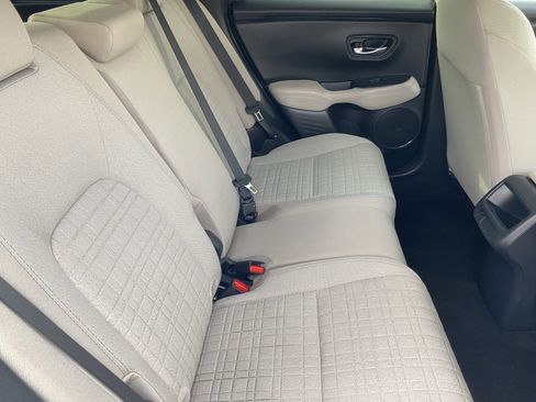 Certified 2025 Honda HR-V LX image 11