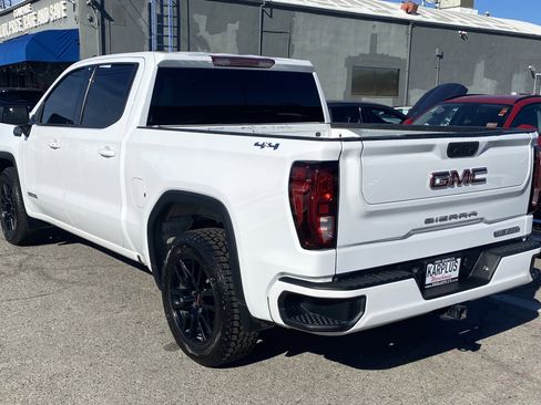 Used 2022 GMC Sierra 1500 Elevation image 11