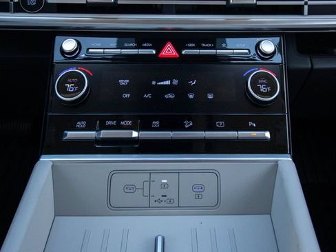 Certified 2026 Hyundai Santa Fe SE AWD/4WD image 25