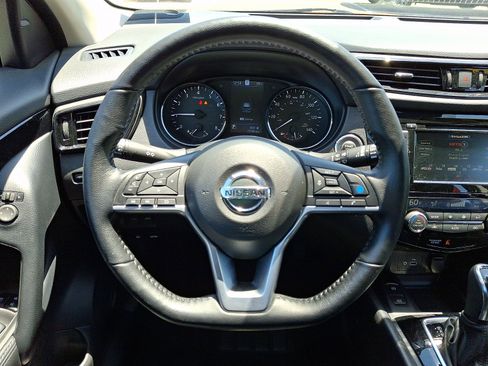 Certified 2022 Nissan Rogue Sport SL AWD/4WD image 20