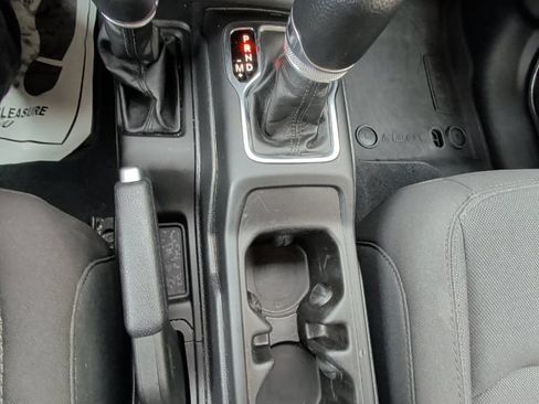Used 2023 Jeep Wrangler Unlimited w/ Cold Weather Group AWD/4WD image 23