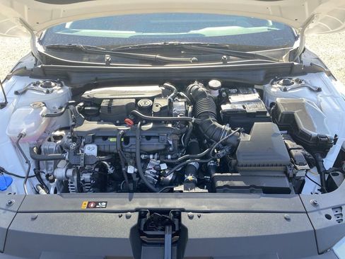 New 2025 Kia K4 GT-Line Turbo image 18