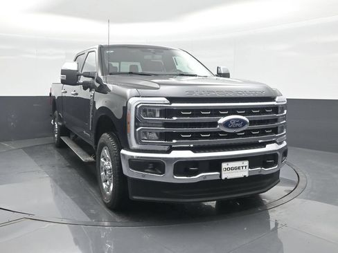 New 2026 Ford F250 King Ranch w/ Chrome Package AWD/4WD image 8