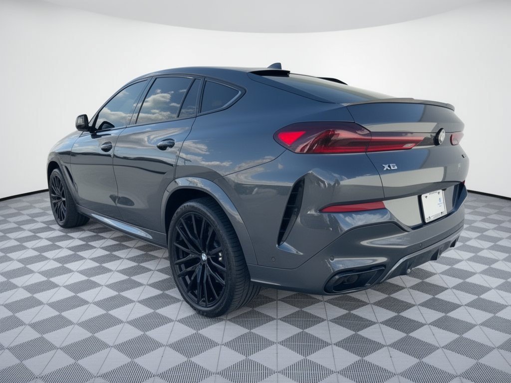 Used 2022 BMW X6 M50i w/ Executive Package AWD/4WD image 3