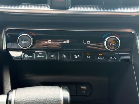 Used 2023 Kia K5 GT FWD image 46