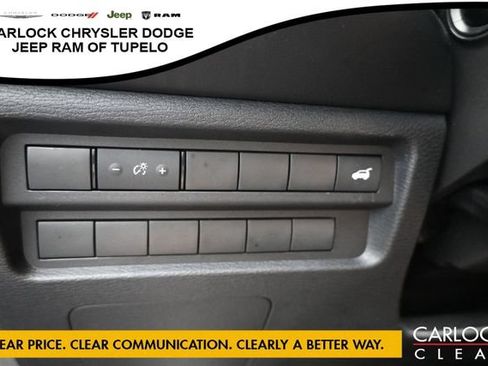 Used 2024 Mitsubishi Outlander SE Black Edition FWD image 13