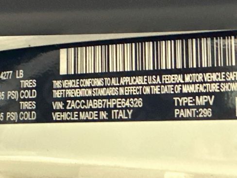 Used 2017 Jeep Renegade Altitude FWD image 12