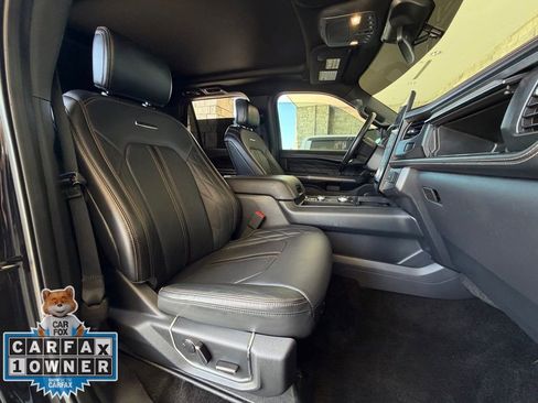 Used 2022 Ford Expedition Platinum image 26