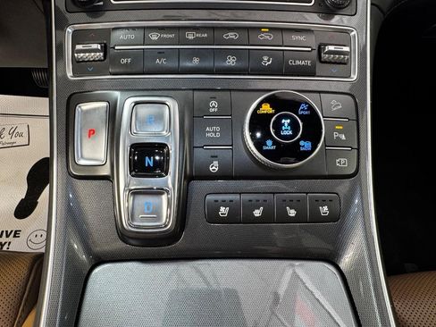 Used 2021 Hyundai Santa Fe Calligraphy AWD/4WD image 22
