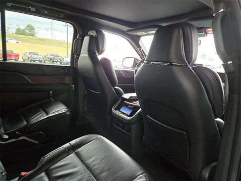 Used 2024 Lincoln Navigator Reserve image 20
