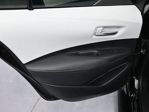 Used 2025 Toyota Corolla SE FWD image 26