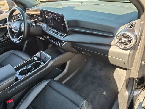 Certified 2025 Chevrolet Equinox LT w/ Convenience Package II AWD/4WD image 24