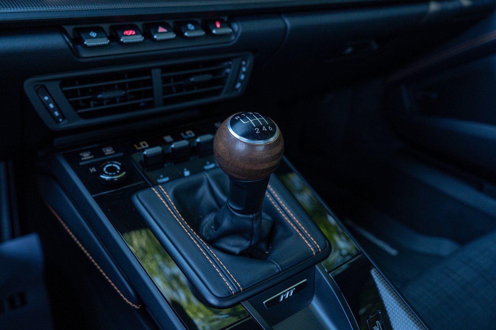 Certified 2026 Porsche 911 Carrera T RWD image 30