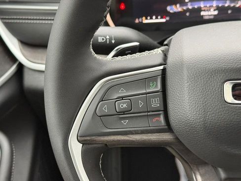 New 2025 Jeep Grand Cherokee L Limited AWD/4WD image 21