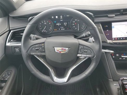 Certified 2024 Cadillac XT6 Sport w/ Technology Package image 31