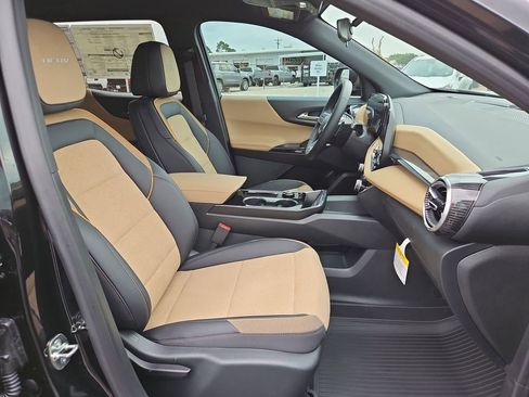 New 2026 Chevrolet Equinox ACTIV FWD image 19