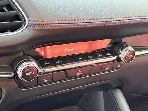 New 2026 MAZDA MAZDA3 Carbon image 20