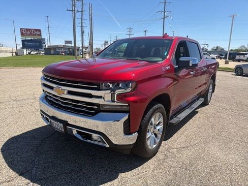 Used 2022 Chevrolet Silverado 1500 LTZ AWD/4WD image 3