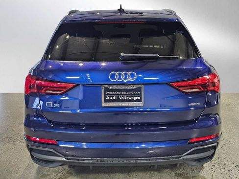 Used 2023 Audi Q3 2.0T Premium w/ 19" Wheel Package AWD/4WD image 6