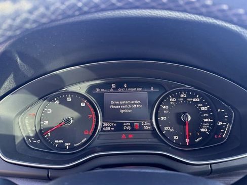 Used 2023 Audi Q5 2.0T Premium w/ Convenience Package image 21