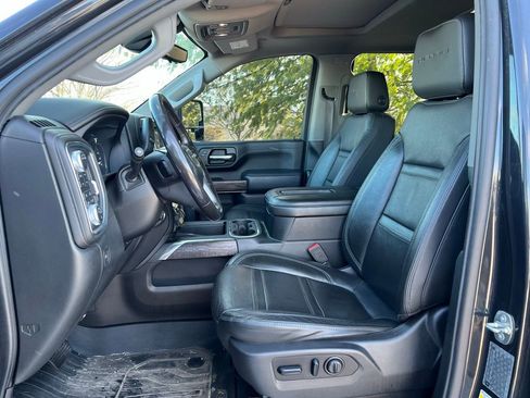 Used 2020 GMC Sierra 2500 Denali w/ Denali Ultimate Package image 7