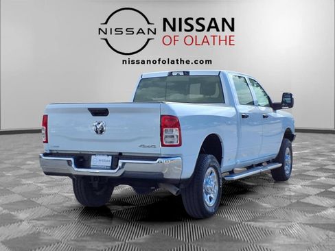 Used 2024 RAM 2500 Tradesman w/ Chrome Appearance Group AWD/4WD image 27