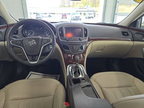 Used 2015 Buick Regal image 11