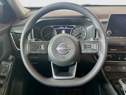 Used 2023 Nissan Rogue S image 18