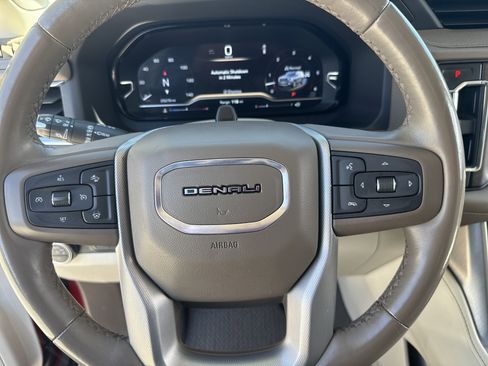 Used 2024 GMC Yukon XL Denali w/ Advanced Technology Package AWD/4WD image 14