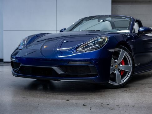 Certified 2021 Porsche 718 Boxster GTS RWD image 21