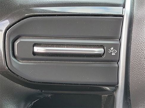 Certified 2023 Chevrolet Colorado LT image 8