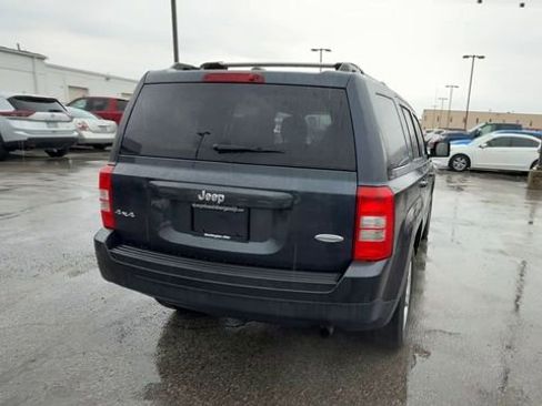 Used 2014 Jeep Patriot Latitude AWD/4WD image 8