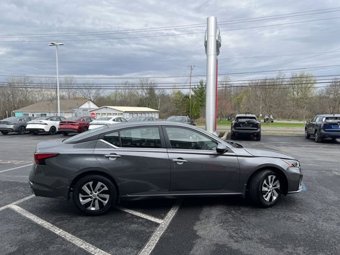 Used 2023 Nissan Altima 2.5 S image 8