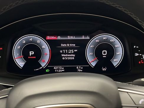 Used 2023 Audi Q8 Premium Plus w/ Premium Plus Package AWD/4WD image 17