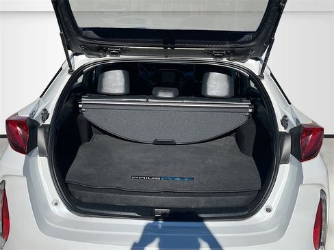 Used 2022 Toyota Prius Prime XLE image 24