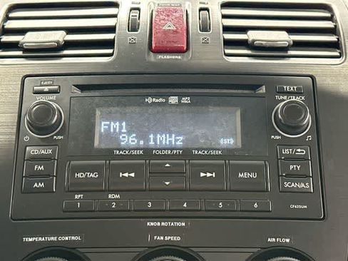 Used 2014 Subaru Forester 2.5i Limited w/ Popular Package #2 AWD/4WD image 11