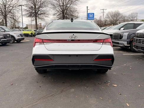 New 2026 Hyundai Elantra SEL Sport image 6